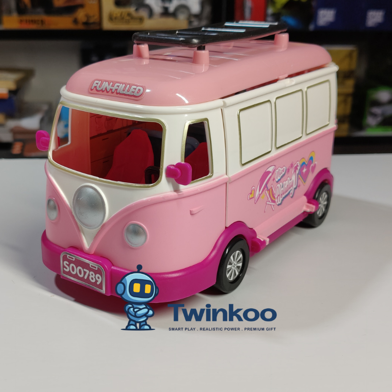 Camping-car avec poupées et accessoires